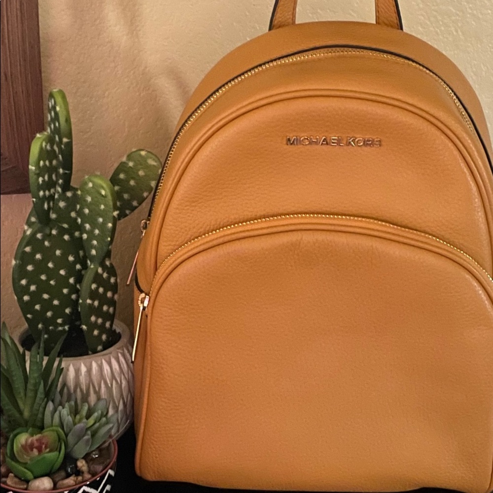 Michael Kors medium Abby backpack